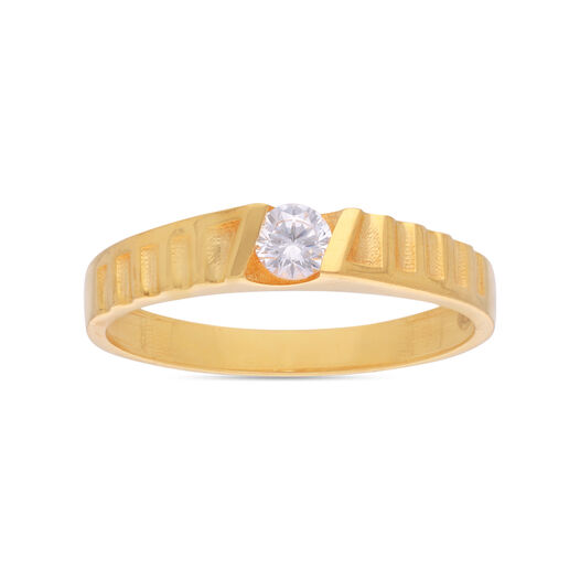 GEMSET GOLD GENTS RING IN CASTING