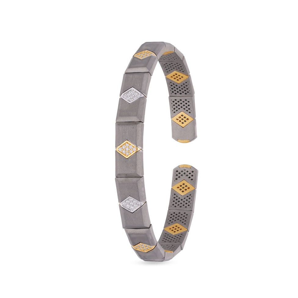 Titanium set with diamonds