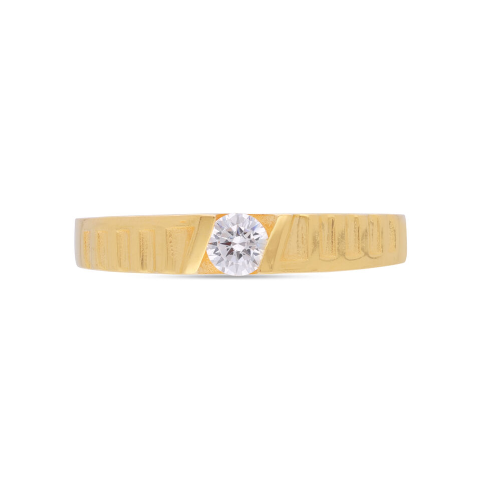 GEMSET GOLD GENTS RING IN CASTING
