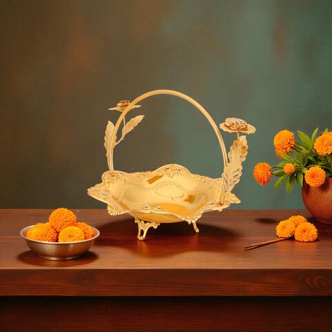 FB1057 M GOLDPLATED LOTUS DRYFRIUTBASKET