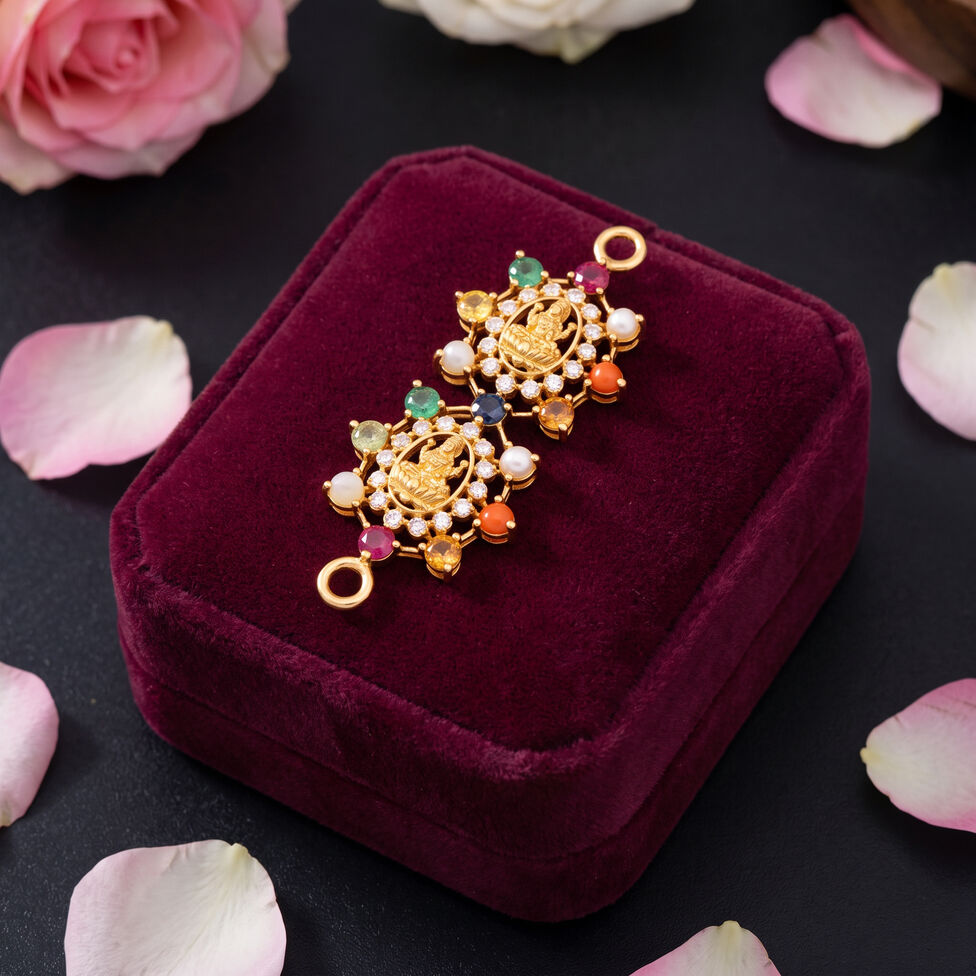 Diamond Mopu Set with Diamonds &Gemstone