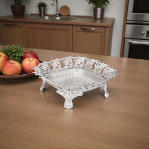 CUTWORK LEAF BORDER RECTANGLE TRAYTR105M