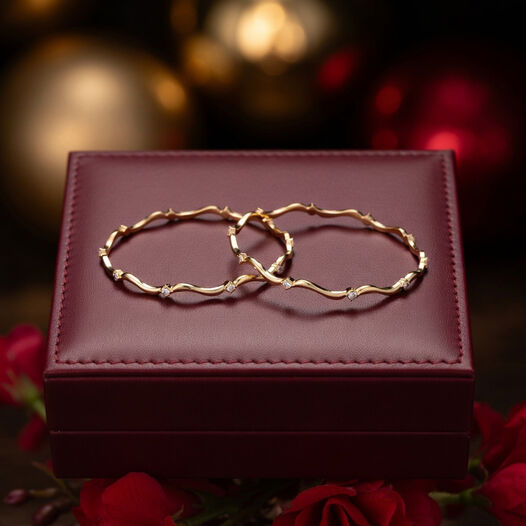 GEMSET BANGLE PAIR IN CASTING DESIGN