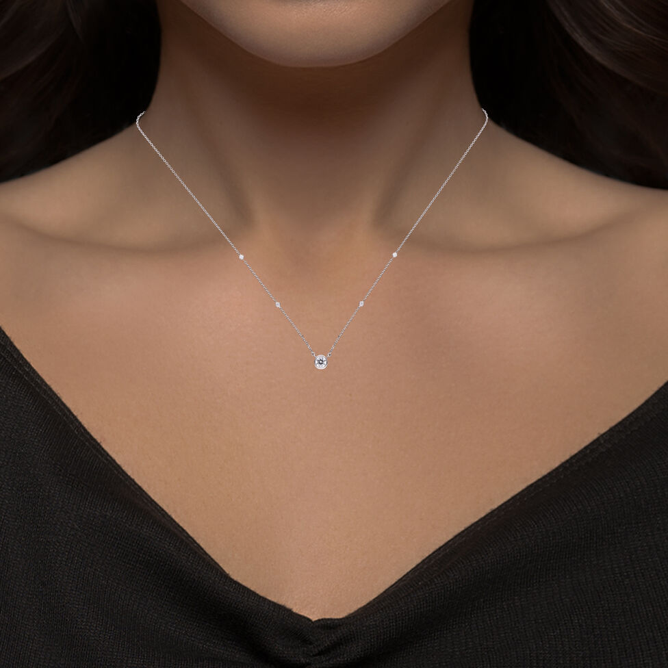 CP set with solitaire and cluster Dia