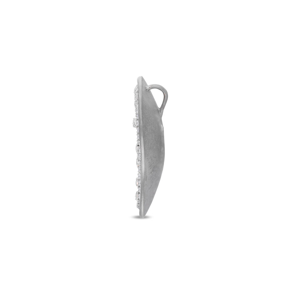 Titanium set with diamonds