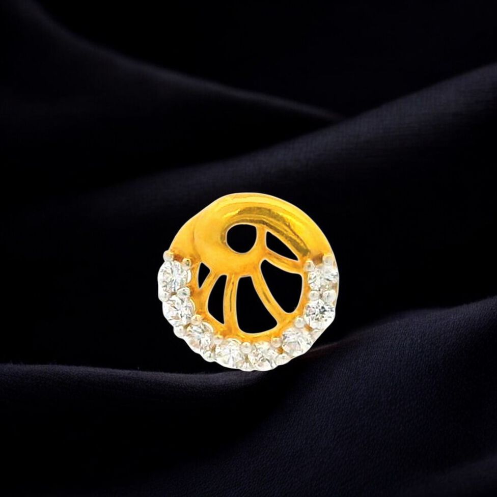 GEMSET NOSE SCREW IN CASTING