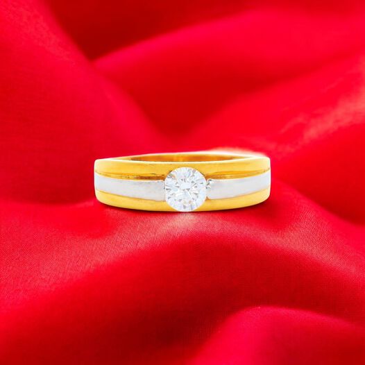 GEMSET GOLD GENTS RING IN CASTING